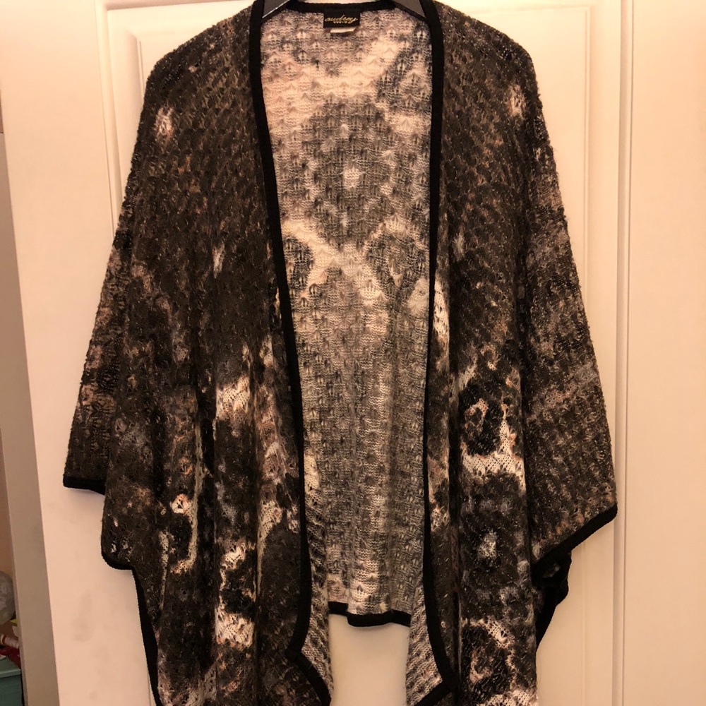 Knitted Shawl/Poncho/Cape